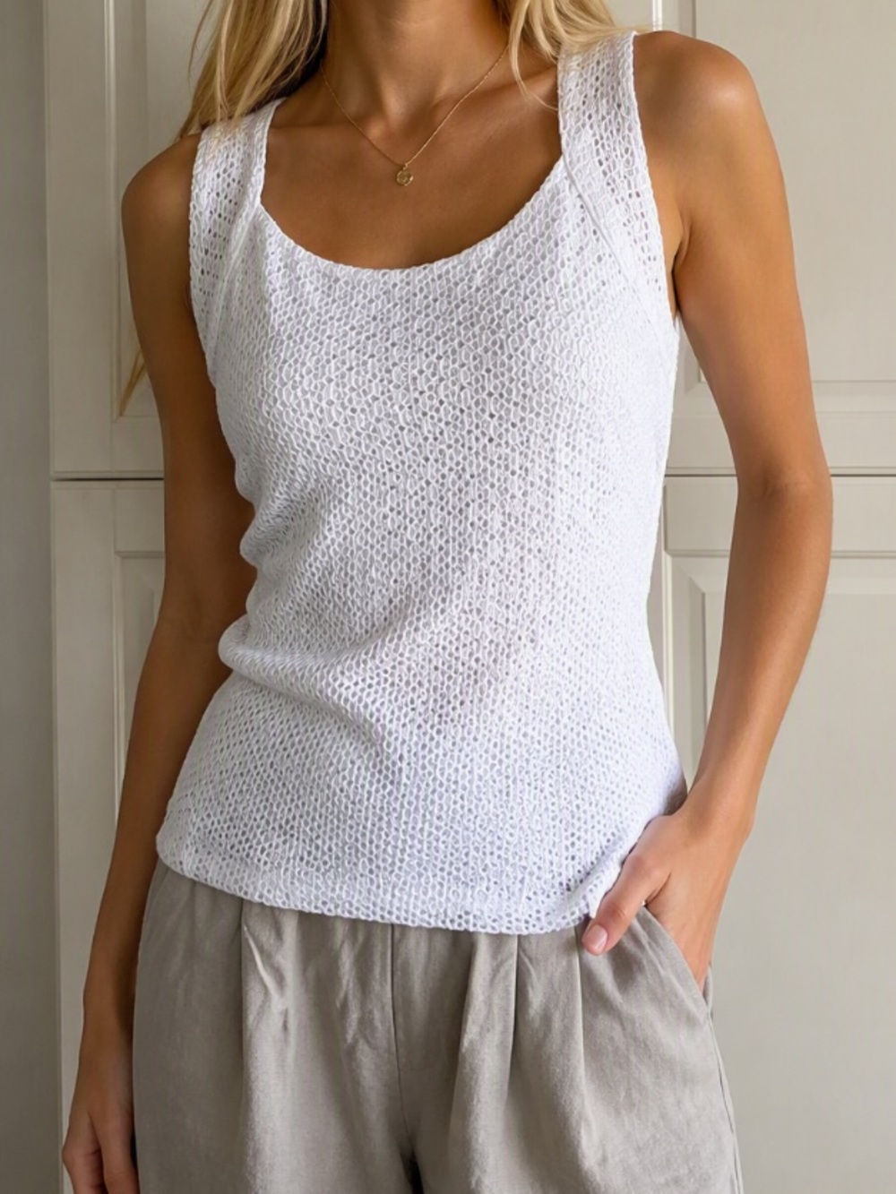 White Lace Back Zip Shell - Picture 2 of 10